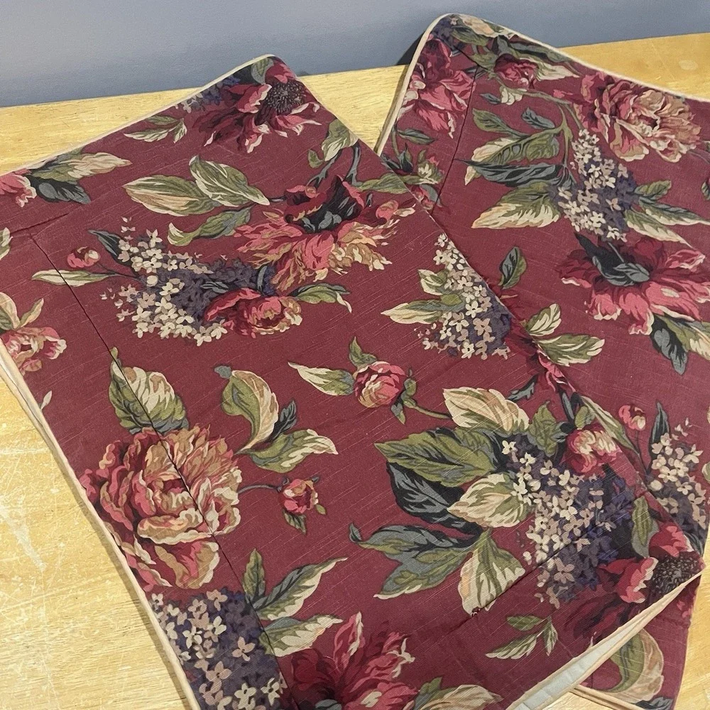 Vtg Croscill Serena Red Pillow Quilted Standard Sham 2 Floral‎ Purple Cottage